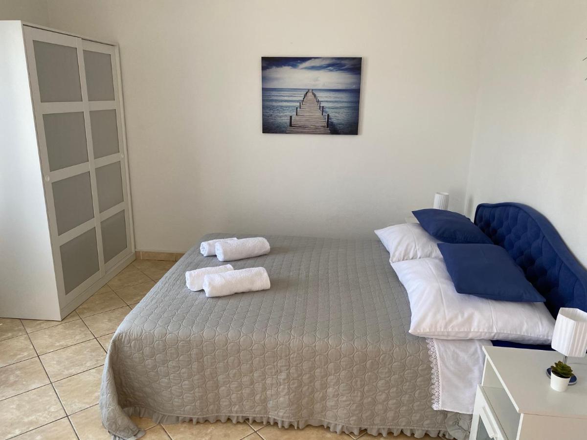 Studio Apartments M&N Trogir Exterior photo