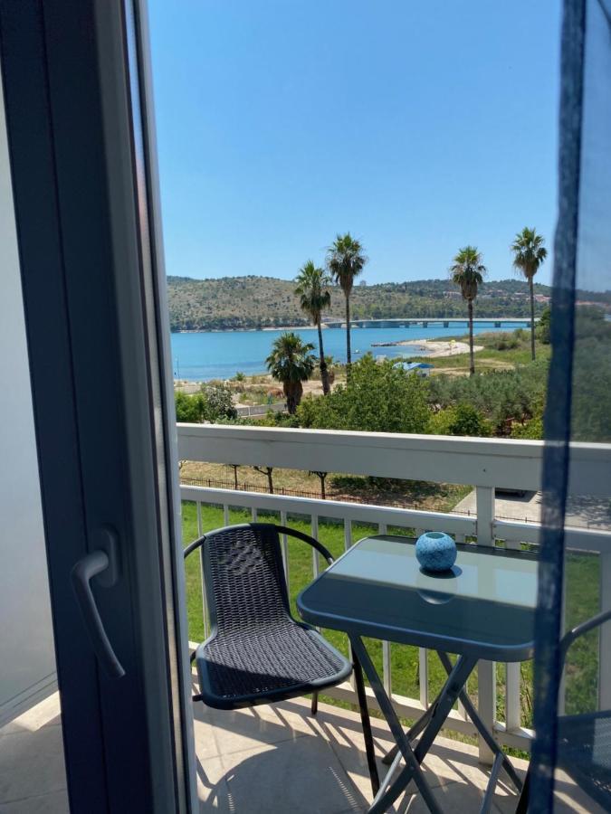 Studio Apartments M&N Trogir Exterior photo