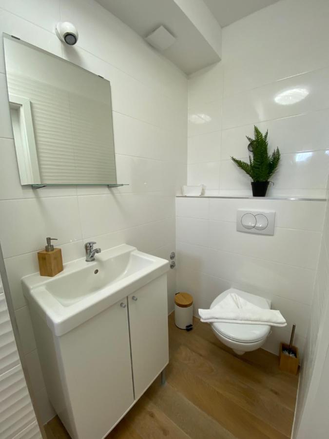 Studio Apartments M&N Trogir Exterior photo